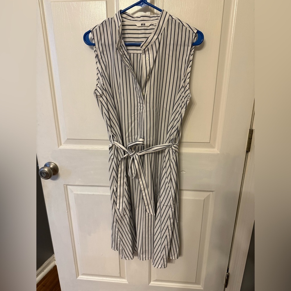 Uniqlo Striped Sleeveless Dress